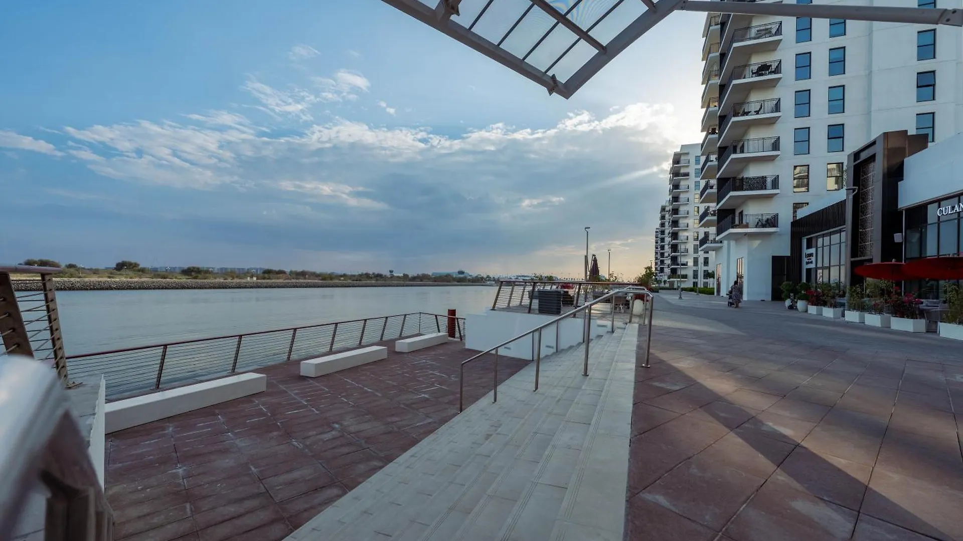 Appartamento Maison Privee - Chic Yas Island Escape With Iconic Ferrari World Vws Abu Dhabi